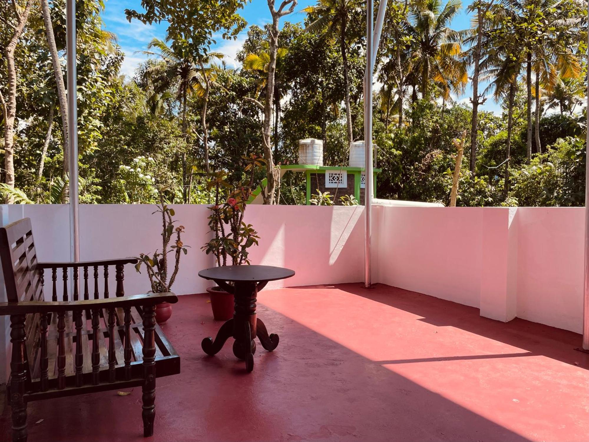 Ritas Apartment Varkala Exterior photo